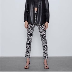 Zara Knit Zebra Print Leggings